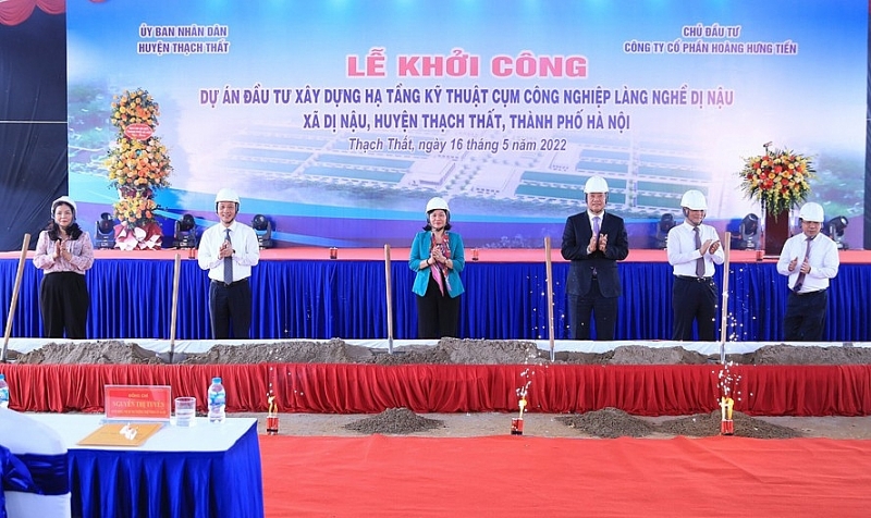 ha noi khoi cong xay dung ha tang ky thuat cum cong nghiep lang nghe di nau