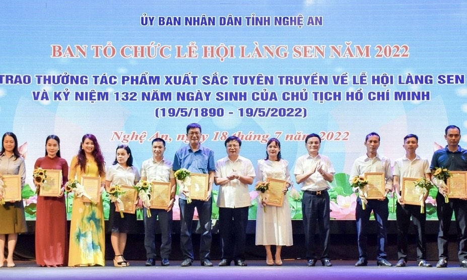 “Về nơi Người sinh ra”, phóng sự của 789club ios
 được trao thưởng Tác phẩm xuất sắc Lễ hội Làng Sen năm 2022