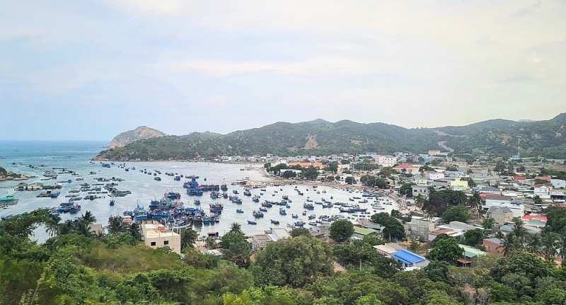 nha trang thu hut du khach tang nhanh trong mua du lich