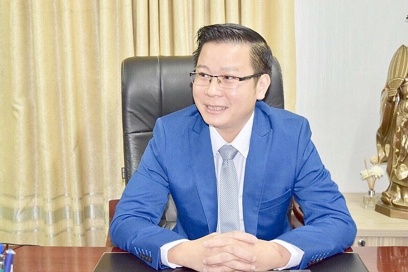 luat su nguyen van tuan tuoi tre can co hoai bao va su tao bao moi thanh cong