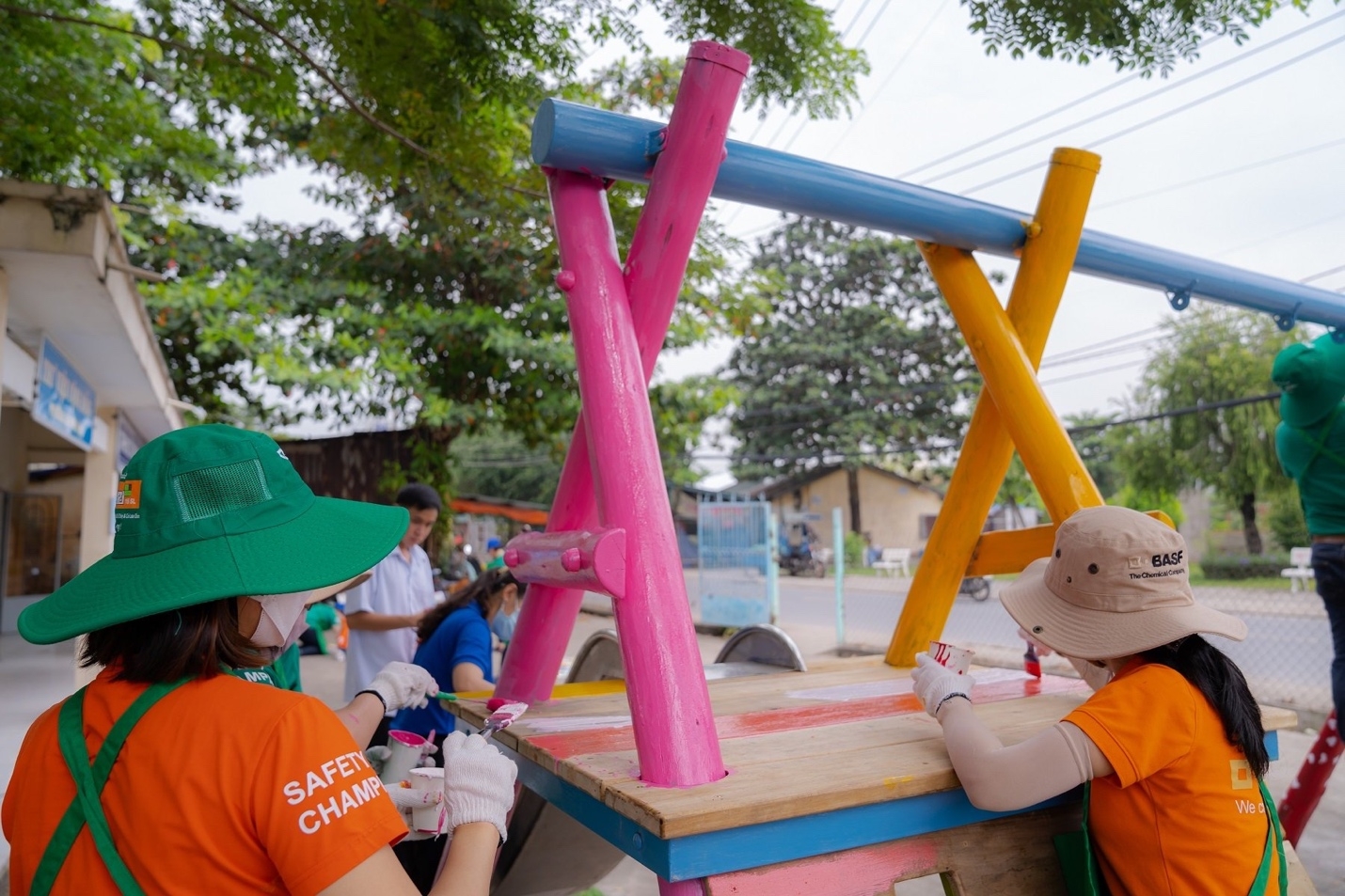 basf va think playgrounds trao tang san choi cong dong thu 6 tai viet nam