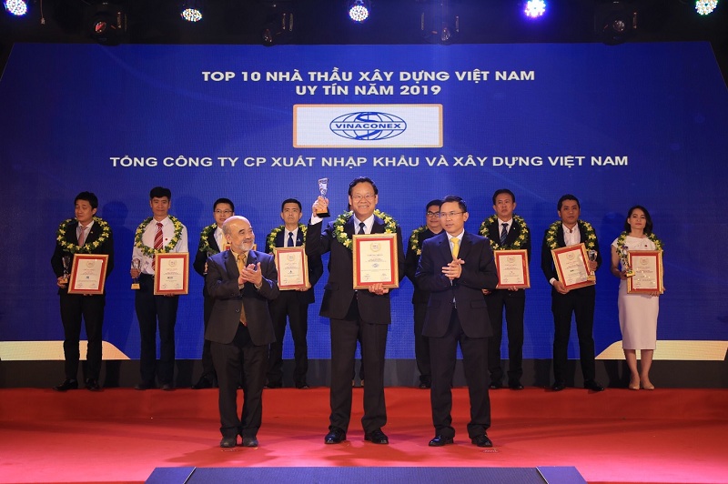 Vinaconex lọt Top 10 nhà thầu xây dựng uy tín năm 2019