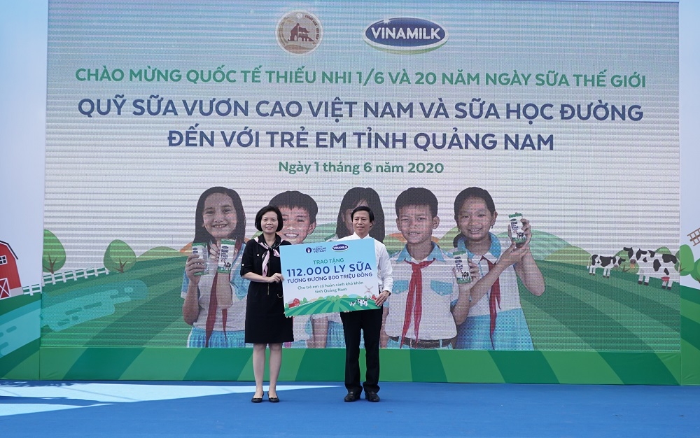 vinamilk mang niem vui uong sua den voi tre em quang nam trong ngay 16