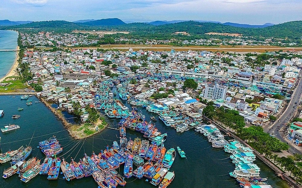 bat dong san phu quoc dang dung truoc thoi co vang