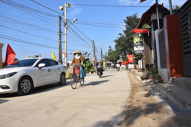 quang ngai tet nay dan vui vi co duong moi