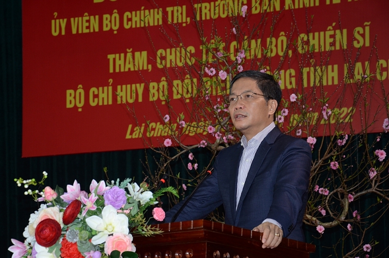 truong ban kinh te trung uong chuc tet bo doi cong nhan va ho ngheo tinh lai chau