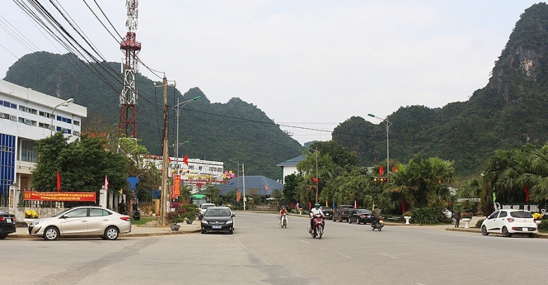 bo trach quang binh cong bo thanh lap thi tran du lich phong nha