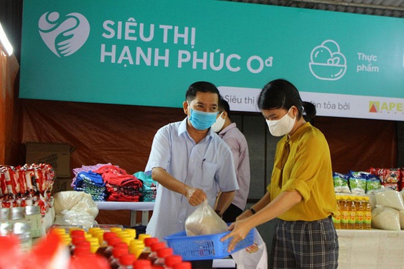 ha tinh sieu thi hanh phuc 0 dong mang y nghia nhan van sau sac