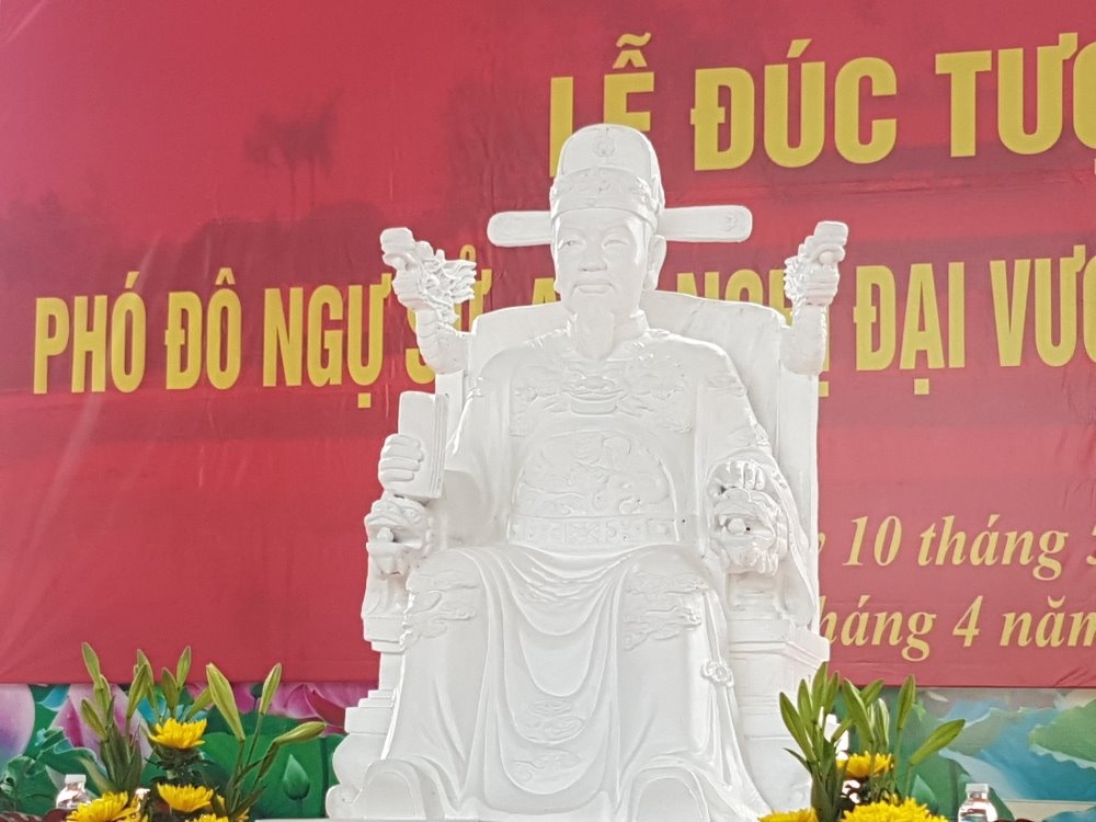 Quảng Ninh: Đúc tượng thờ Tiến sĩ Vũ Phi Hổ