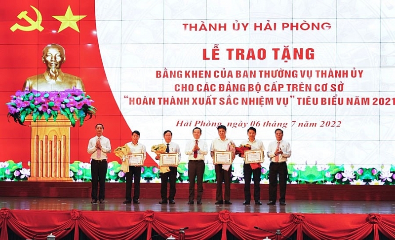 hai phong to chuc hoi nghi thanh uy lan thu 8