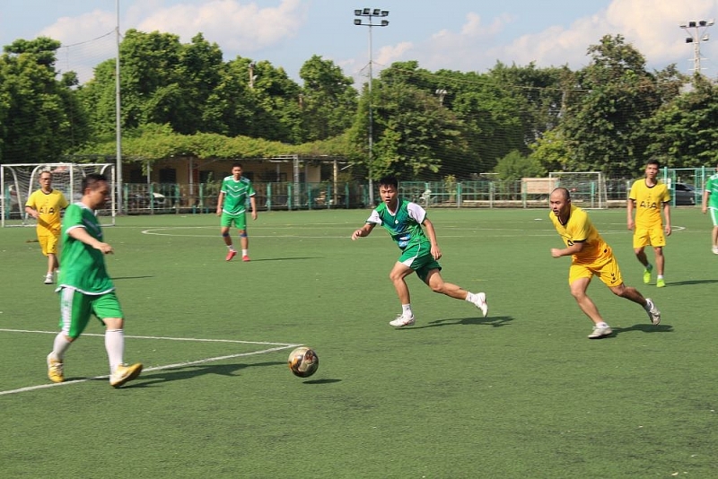 soi noi giai bong da chao mung 77 nam ngay truyen thong van phong cac co quan hanh chinh nha nuoc