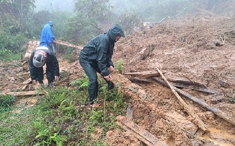 nghe an 1 nguoi chet nhieu dien tich hoa mau bi ngap hu hai do anh huong bao so 5