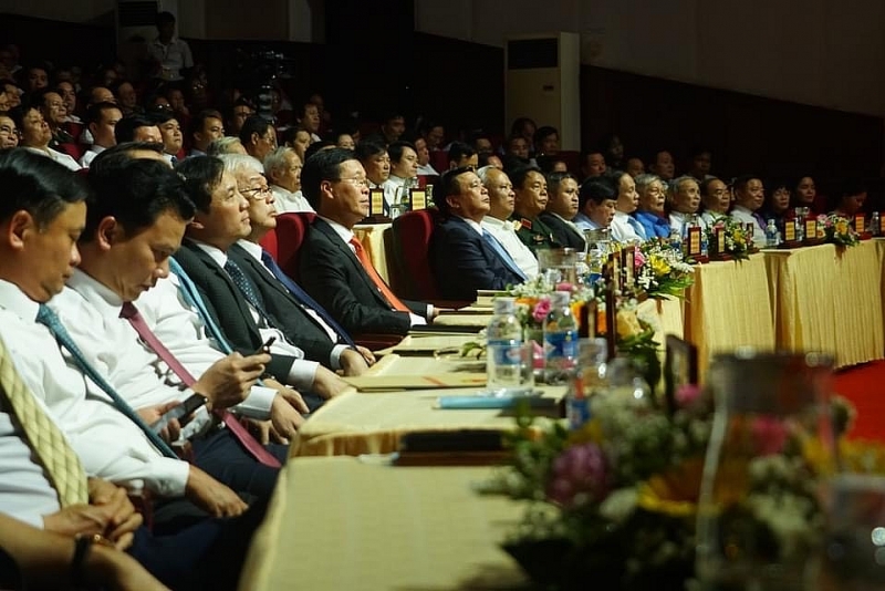 ha tinh nguyen cung nhan dan ca nuoc gin giu phat huy di san cua dai thi hao nguyen du