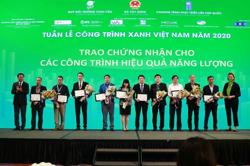 Tuần lễ công trình xanh Việt Nam 2022: Hướng đến mục tiêu giảm phát thải khí nhà kính xuống 9% vào năm 2030