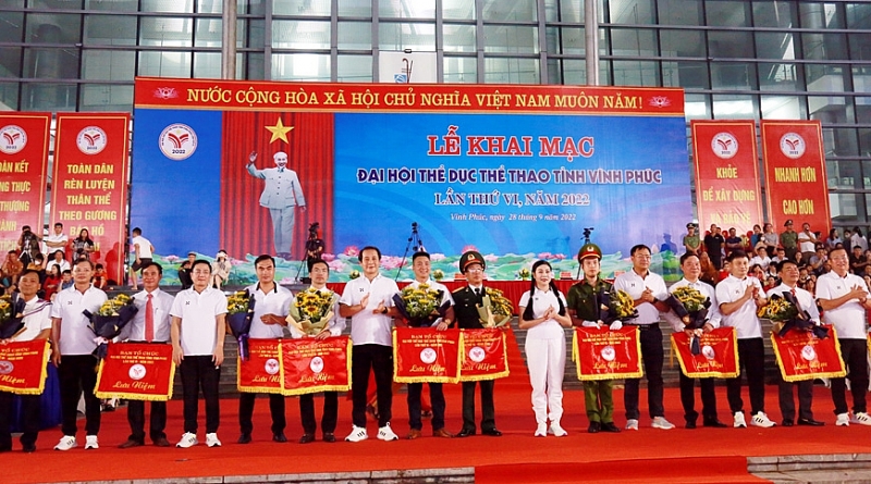 vinh phuc khai mac dai hoi the duc the thao tinh lan thu vi