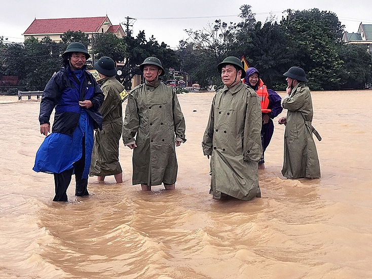 quang binh hoan dai hoi dang bo tinh de tap trung luc luong ung cuu dan vung lu