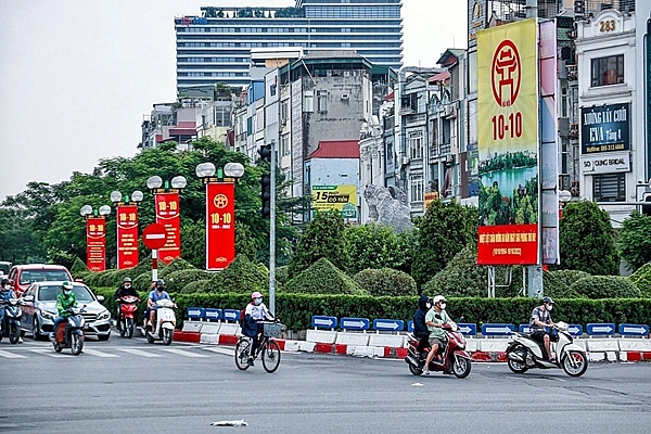 ha noi ruc ro co hoa chao mung 68 nam ngay giai phong thu do