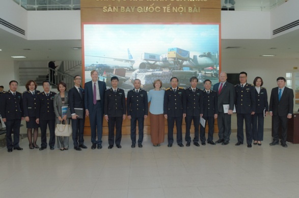 hai quan viet nam va usaid hop tac chong gian lan xuat xu va chuyen tai bat hop phap