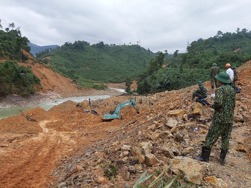 ubnd tinh thua thien hue chi dao ve su co tai thuy dien rao trang 3