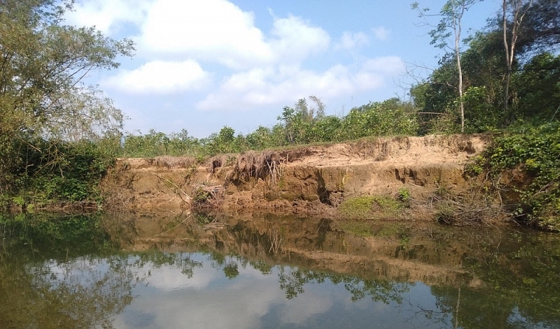 thua thien hue noi lo song bu lu nuot mat nha