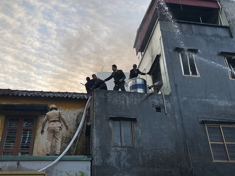 hong bang hai phong luc luong chuc nang cuu kip thoi cu ba khoi dam chay